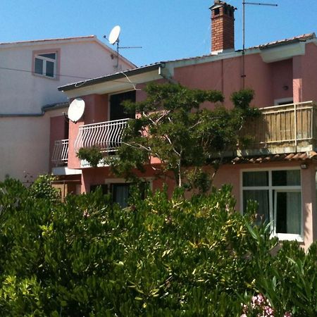 روفينج Olive Tree Apartments المظهر الخارجي الصورة
