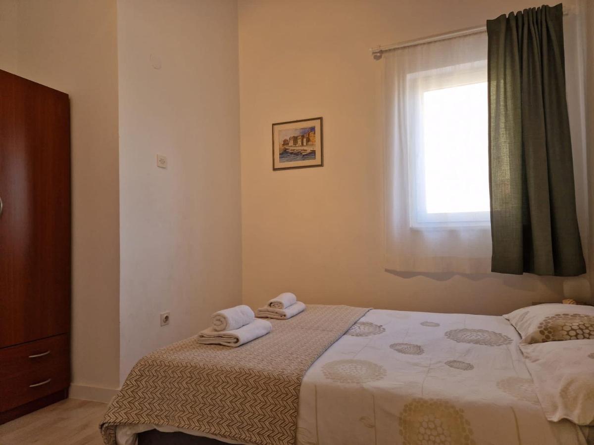 روفينج Olive Tree Apartments المظهر الخارجي الصورة